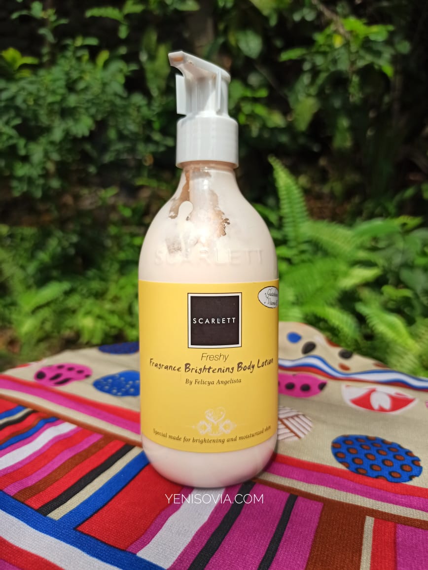 Review Scarlett Whitening, Benarkah Bisa Bikin Putih dan Aman? Review Scarlett Whitening body lotion freshy