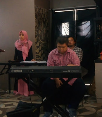 Anak-Down-Syndrome-Berprestasi?-Kenapa-Tidak? anak down syndrome yang berprestasi di alat musik