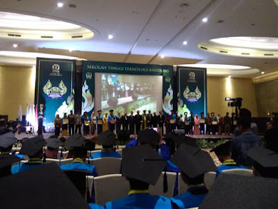 Acara-Wisuda-XIII-Sekolah-Tinggi-Teknologi-Bandung-2018 acara wisuda sekolah tinggi teknologi bandung (sttb)