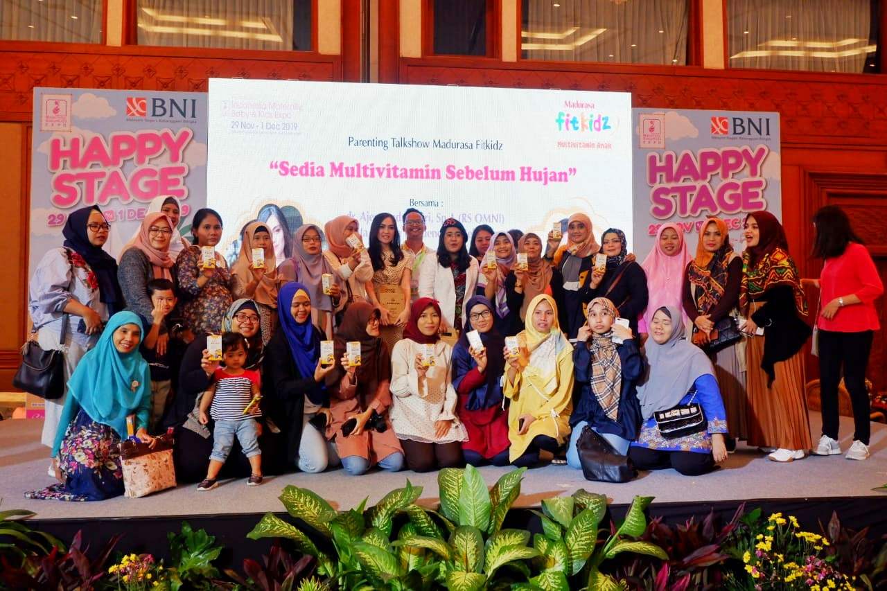 Yuk-Manfaatkan-Madu-untuk-Menjaga-Kesehatan-Anak-Kita madu