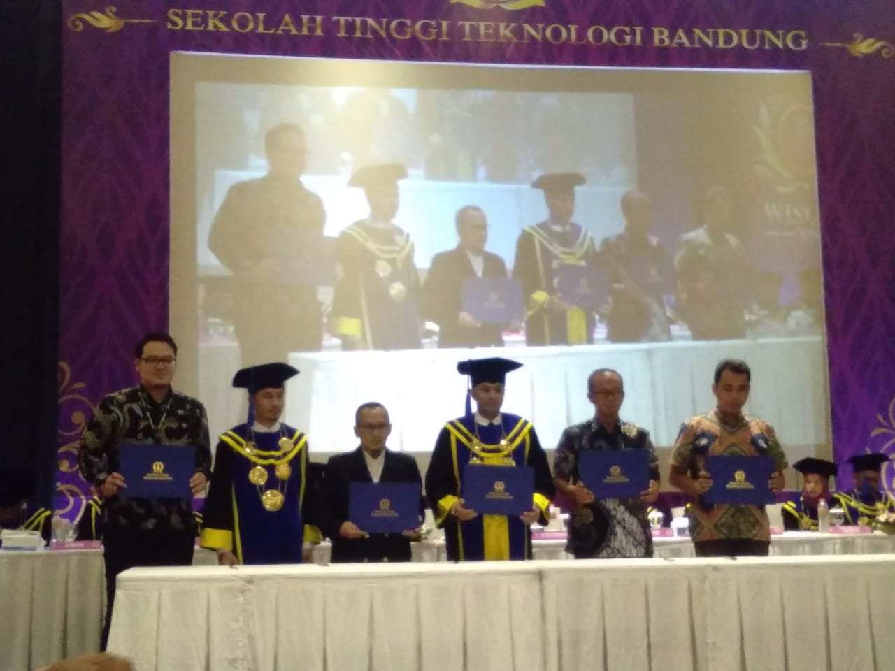Wisuda-Sekolah-Tinggi-Teknologi-Bandung-2020 sekolah tinggi teknologi bandung (STTB)