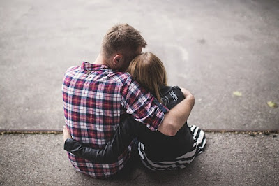 Tentang-Ayah  wahai ayah jadilah cinta pertama untuk anak perempuanmu