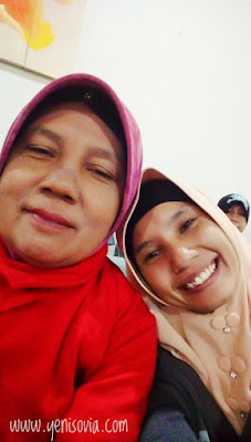 cara membahagiakan ibu