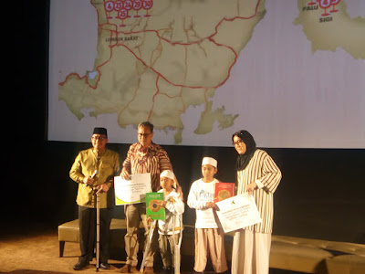 Lombok-Palu-Donggala-Menunggu-Kita anak-anak korban bencana alam di lombok mendapatkan bantuan