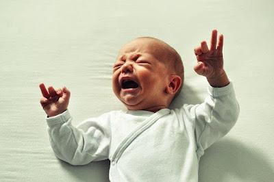 6-Langkah-Ini-yang-Perlu-Dilakukan-untuk-Mengatasi-Hidung-Tersumbat-pada-Si-Kecil pilek pada bayi