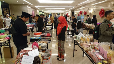 Memberdayakan-Pesantren-di-Jawa-Barat-melalui-Program-OPOP hasil produk anak-anak pesantren