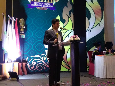 Acara-Wisuda-XIII-Sekolah-Tinggi-Teknologi-Bandung-2018 orasi ilmiah di sekolah tinggi teknologi bandung