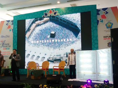 Ayah-Bunda-Ingin-Umrah-atau-Haji?-Yuk,-Berkenalan-dengan-Al-Quran-Haji-dan-Umrah-Ini-Dulu peluncuran al-quran haji dan umrah untuk masyarakat yang ingin berumrah atau haji
