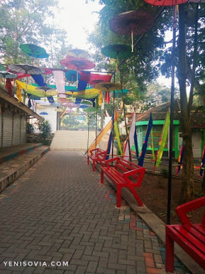 Liburan-Keluarga-Ke-Garut.-Situ-Bagendit-Bisa-Dijadikan-Pilihan-Nggak-Ya? tempat wisata situ bagendit, garut, jawa barat terkenal juga dengan cerita rakyatnya